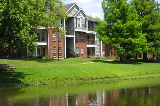 Willows at Wright Island Apartments Pond